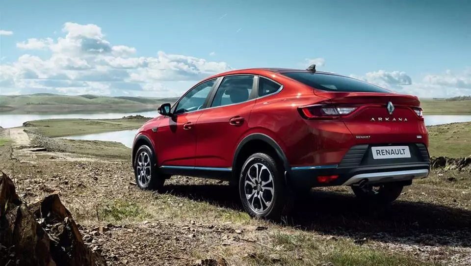 رنو آرکانا